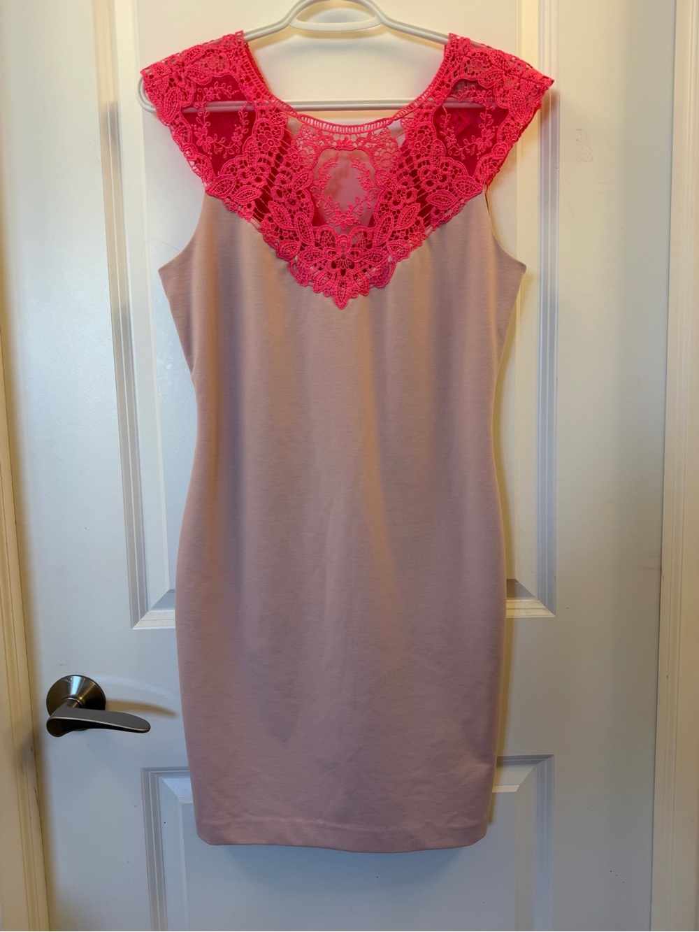 Ted Baker Lace Yoke Sleeveless Dress in Pink and Hot Pink TB size 2 (US 6-8)
